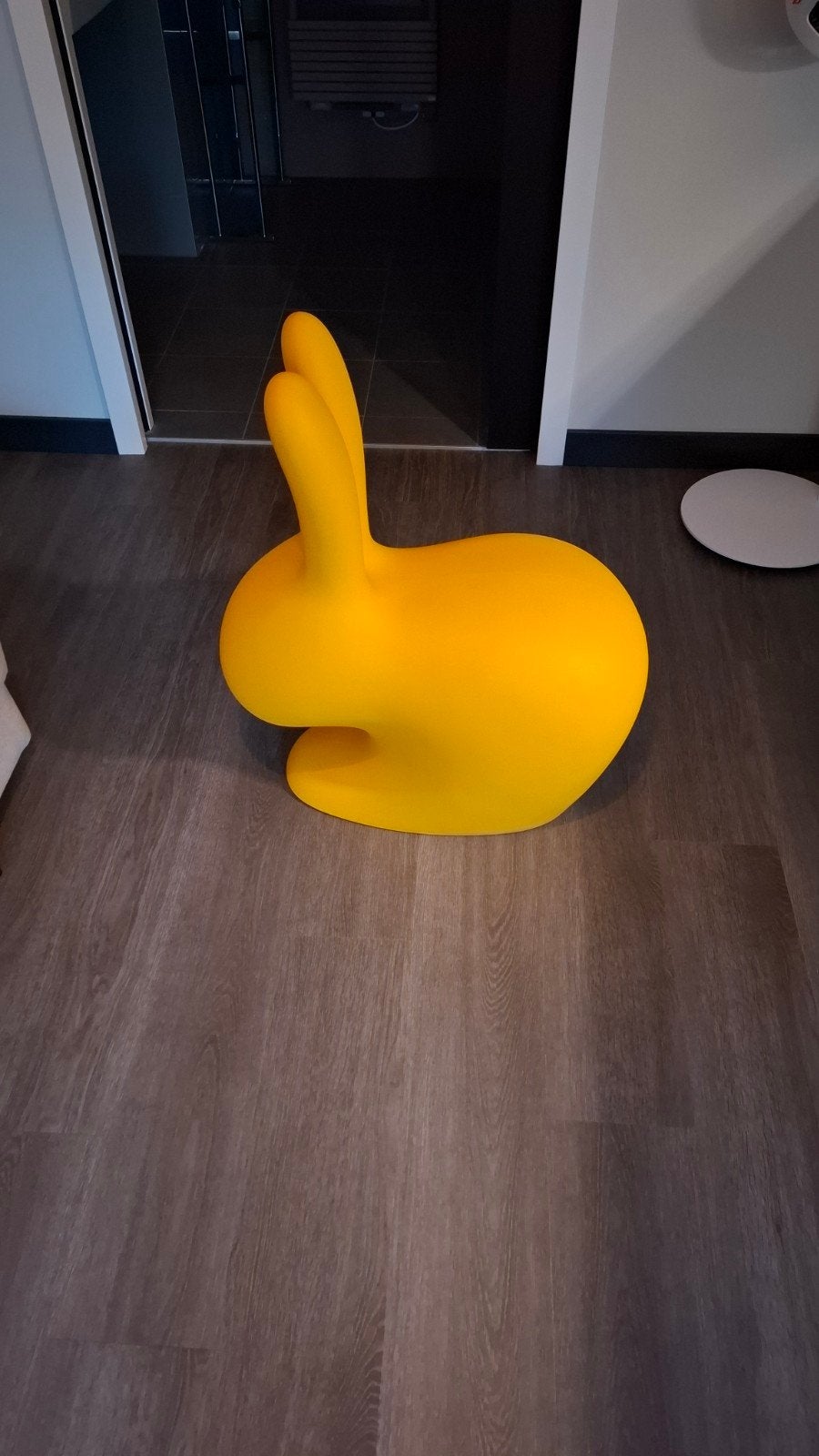 Qeebo Rabbit Chair, Ophalen, Kunststof, Gebruikt, Overige kleuren