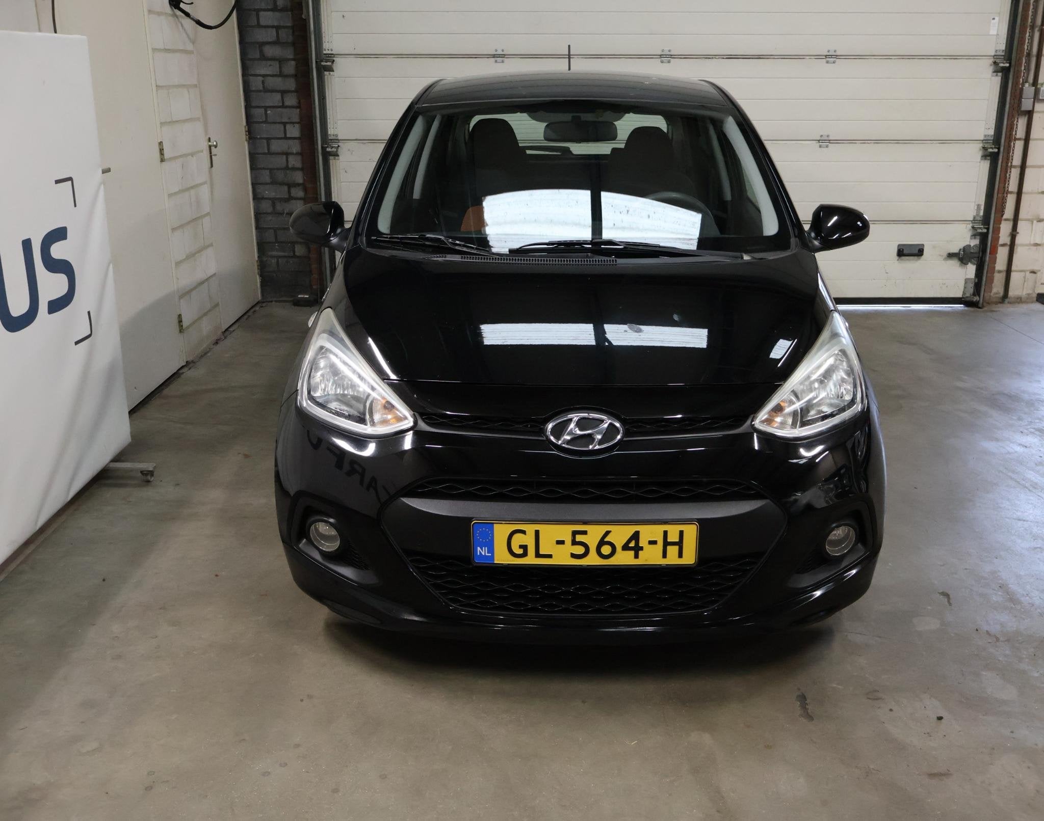 Hyundai i10 1.0i i-Motion Comfort 2e eigenaar NAP Trekhaak A, Auto's, Voorwielaandrijving, Euro 5, Stof, Gebruikt
