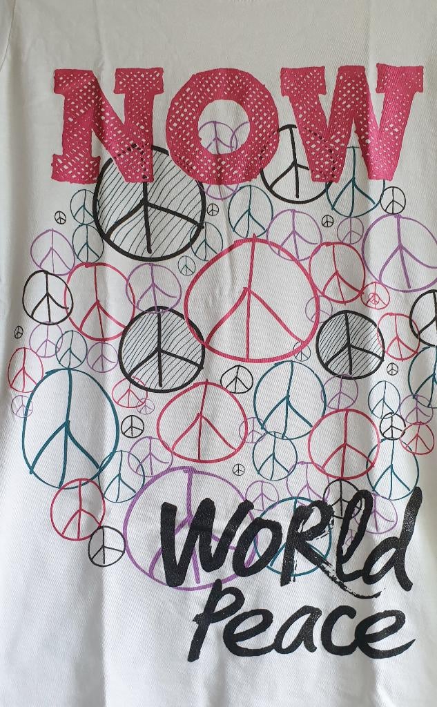 t-shirt "Now world peace", Kleding | Dames, Wit, Ophalen of Verzenden, Zo goed als nieuw, Korte mouw
