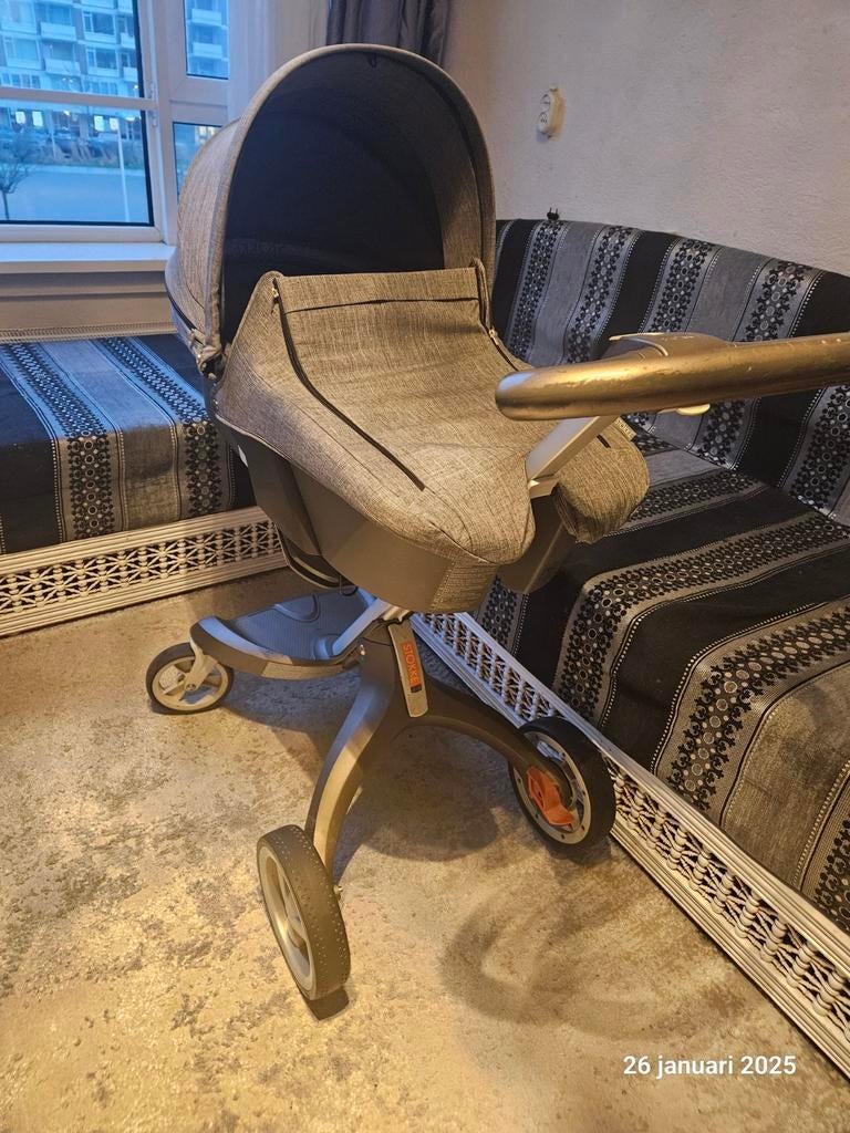 Stokke Xplory V6 Combiwagen - Grijs compleet, Kinderen en Baby's, Kinderwagens en Combinaties, Overige merken, Ophalen of Verzenden