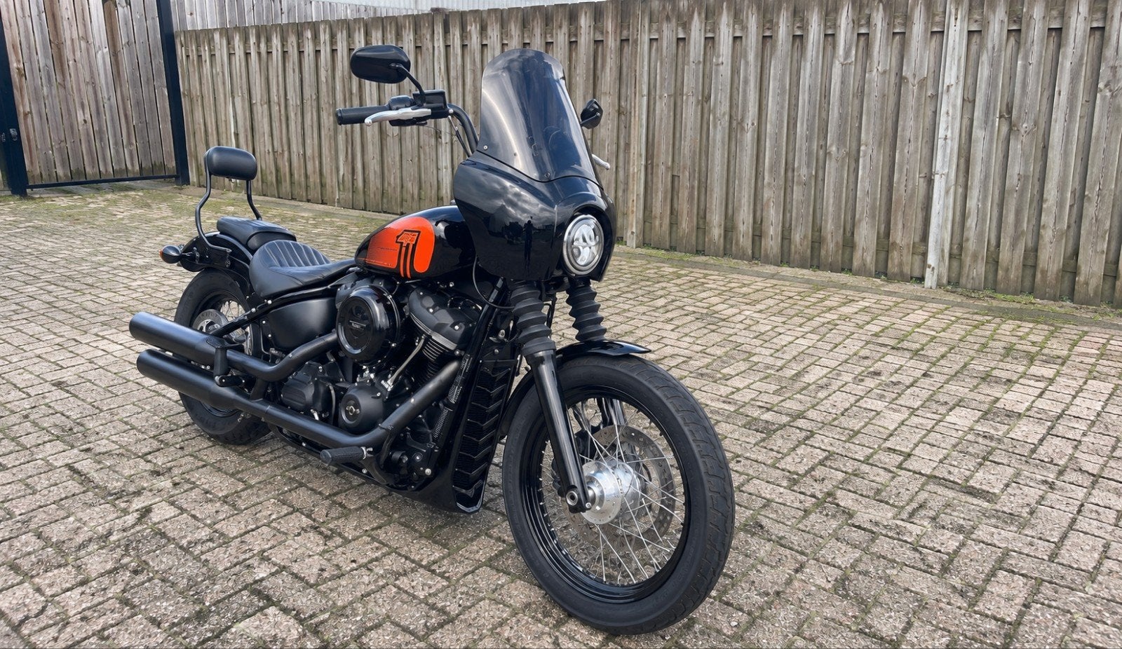 Harley-Davidson Street Bob 107 - Zwart, 2018, Motoren, 2 cilinders, Gebruikt, Particulier, Meer dan 35 kW