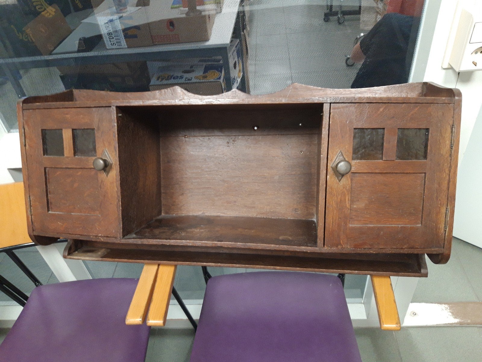 Antiek Bijbel/Servies Kastje - Rustiek Houten Wandkastje, Ophalen of Verzenden