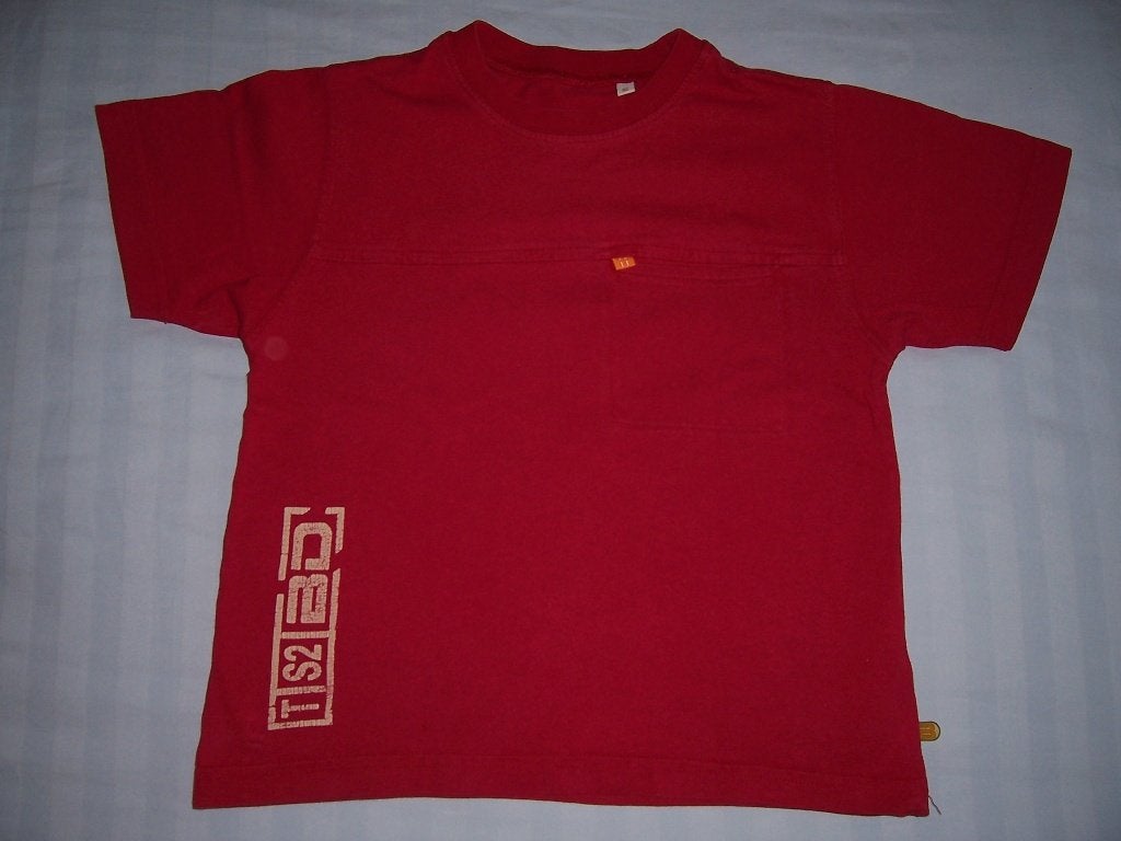 Mooi rood shirt maat 116 / 122 merkkleding, Kinderen en Baby's, Kinderkleding | Maat 116, Ophalen of Verzenden, Gebruikt, Jongen