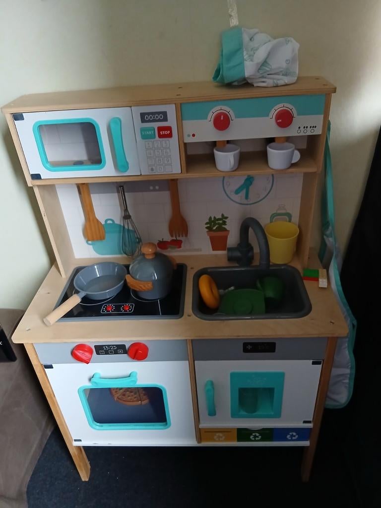 Mooie kinderkeuken met geluid en accessoires, Ophalen