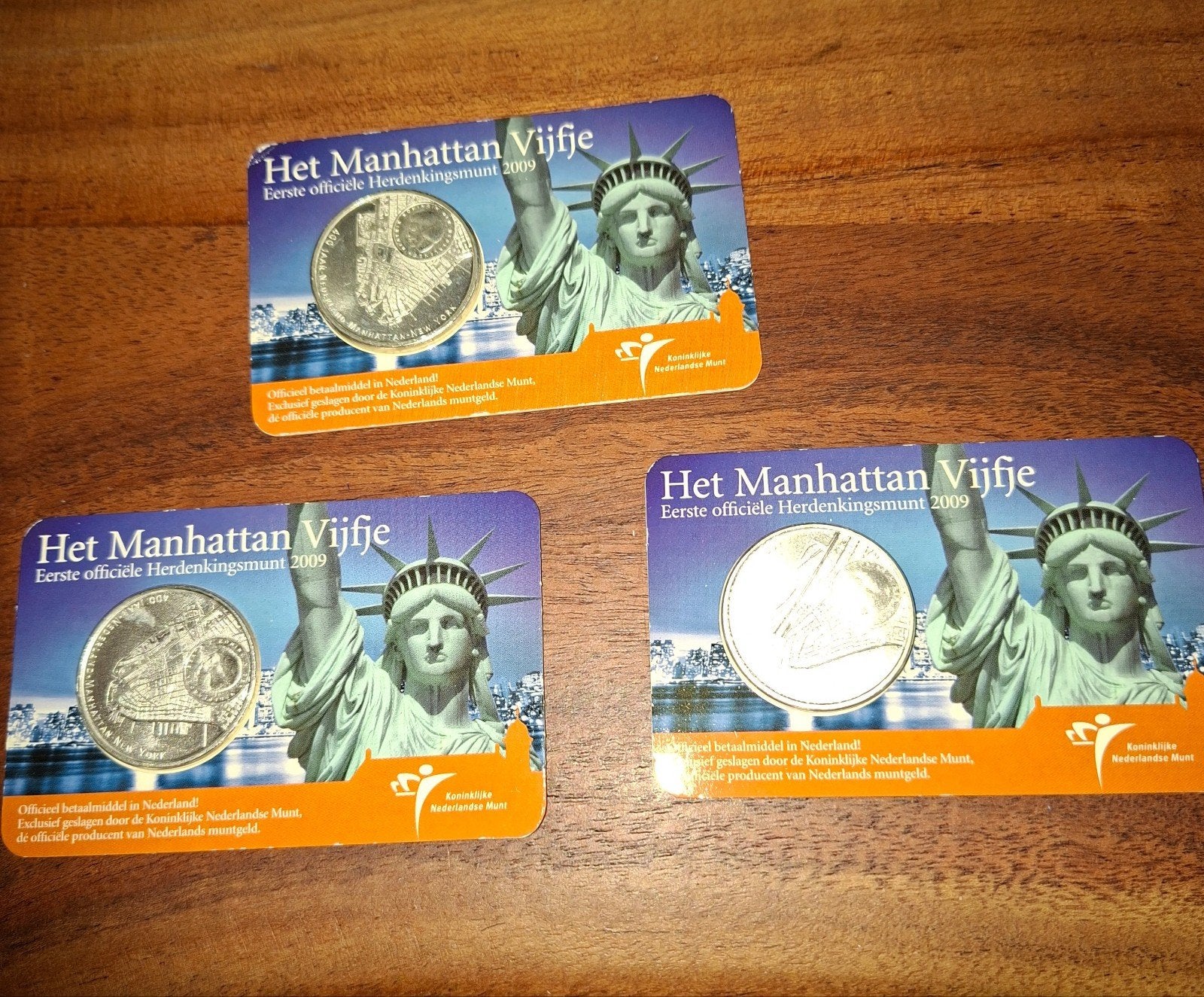 Het Manhattan Vijfje - Eerste officiële Herdenkingsmunt 2009, Postzegels en Munten, Verzenden