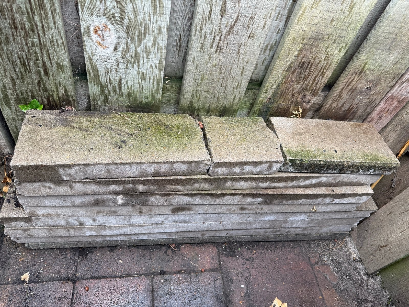 Gratis opsluitbanden tuin (bovenste gebroken), Tuin en Terras, Bielzen en Borders, Ophalen, Gebruikt, Blok, Beton