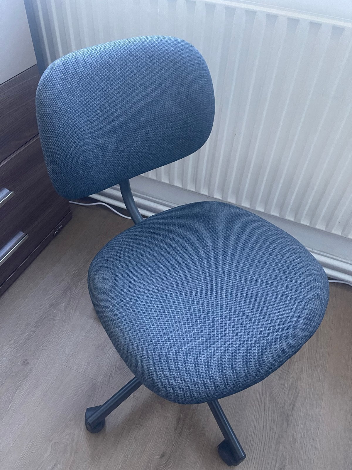 Ikea Blauwe bureaustoel met wieltjes, Ophalen of Verzenden, Gebruikt, Blauw, Bureaustoel