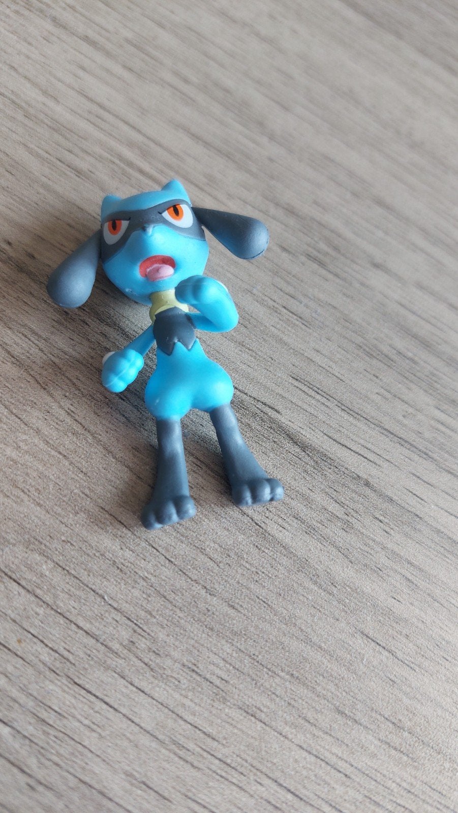 Pokemon Riolu figuur met afgebroken staart, Ophalen, Gebruikt
