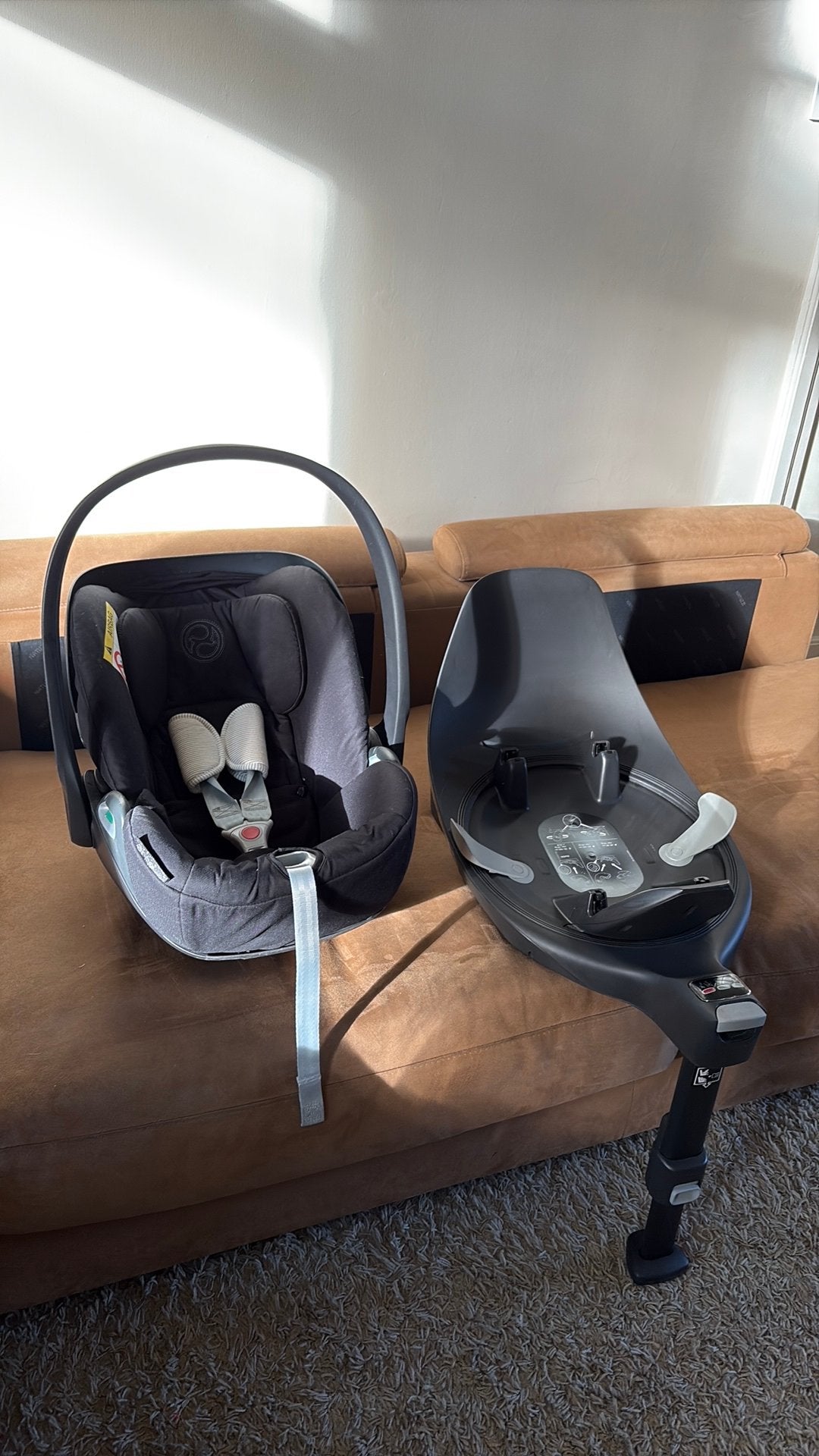 Cybex Cloud Z2 i-Size + Base T (stoel + base), Verstelbare rugleuning, Zo goed als nieuw, Isofix, 0 t/m 13 kg