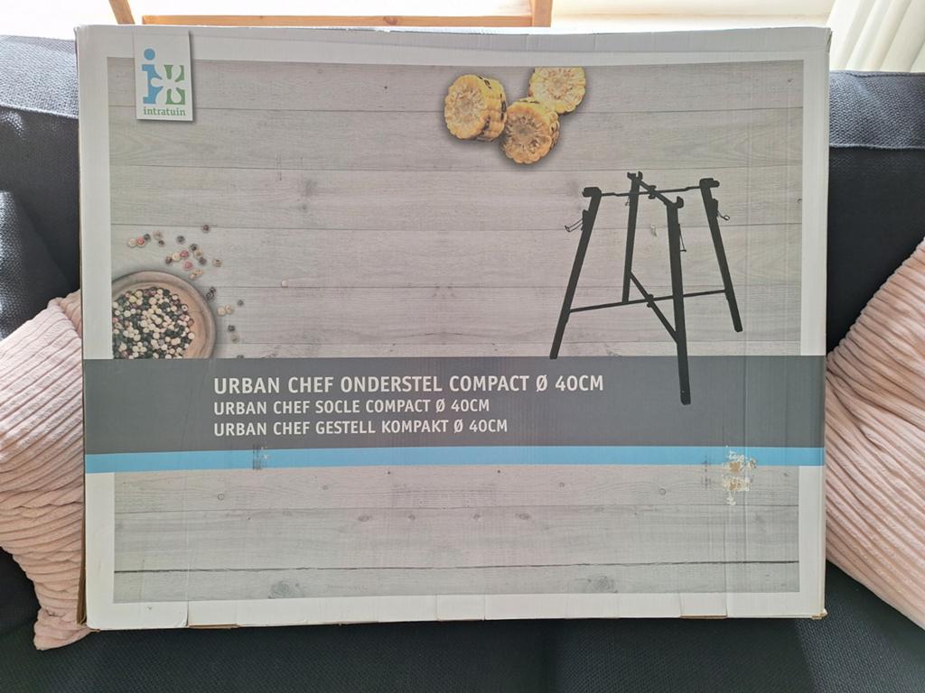 Urban Chef Onderstel Compact Ø 40cm - Nieuw in doos, Tuin en Terras, Buitenkeukens, Ophalen of Verzenden, Nieuw, Houtskool, Intratuin