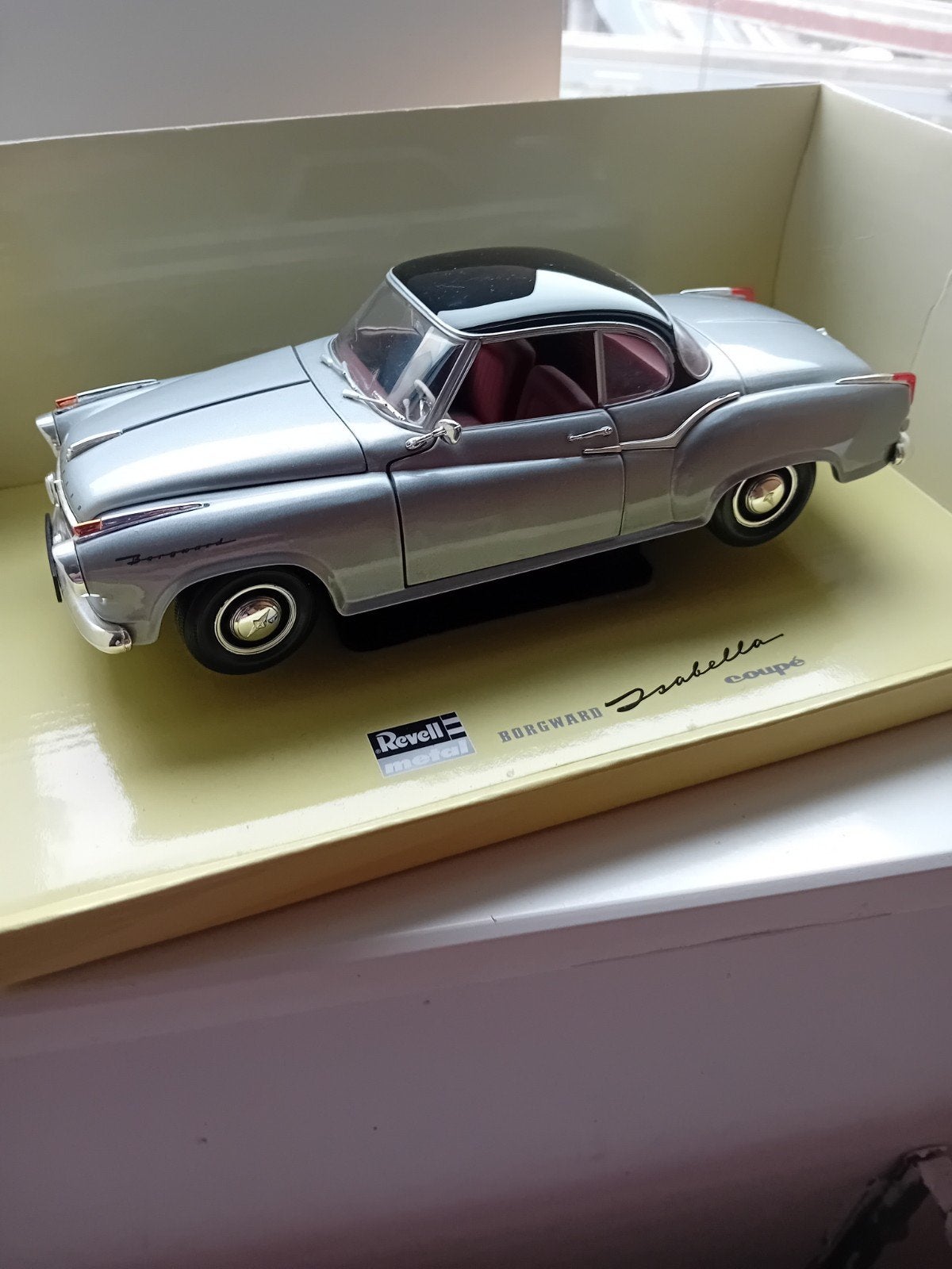 Borgward Isabella Coupe., Ophalen of Verzenden, Zo goed als nieuw, Revell