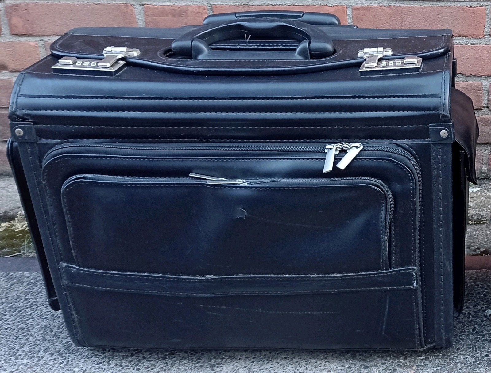 Flinke carry on aktetas paratkoffer op wielen met trolley, Ophalen of Verzenden, Hard kunststof