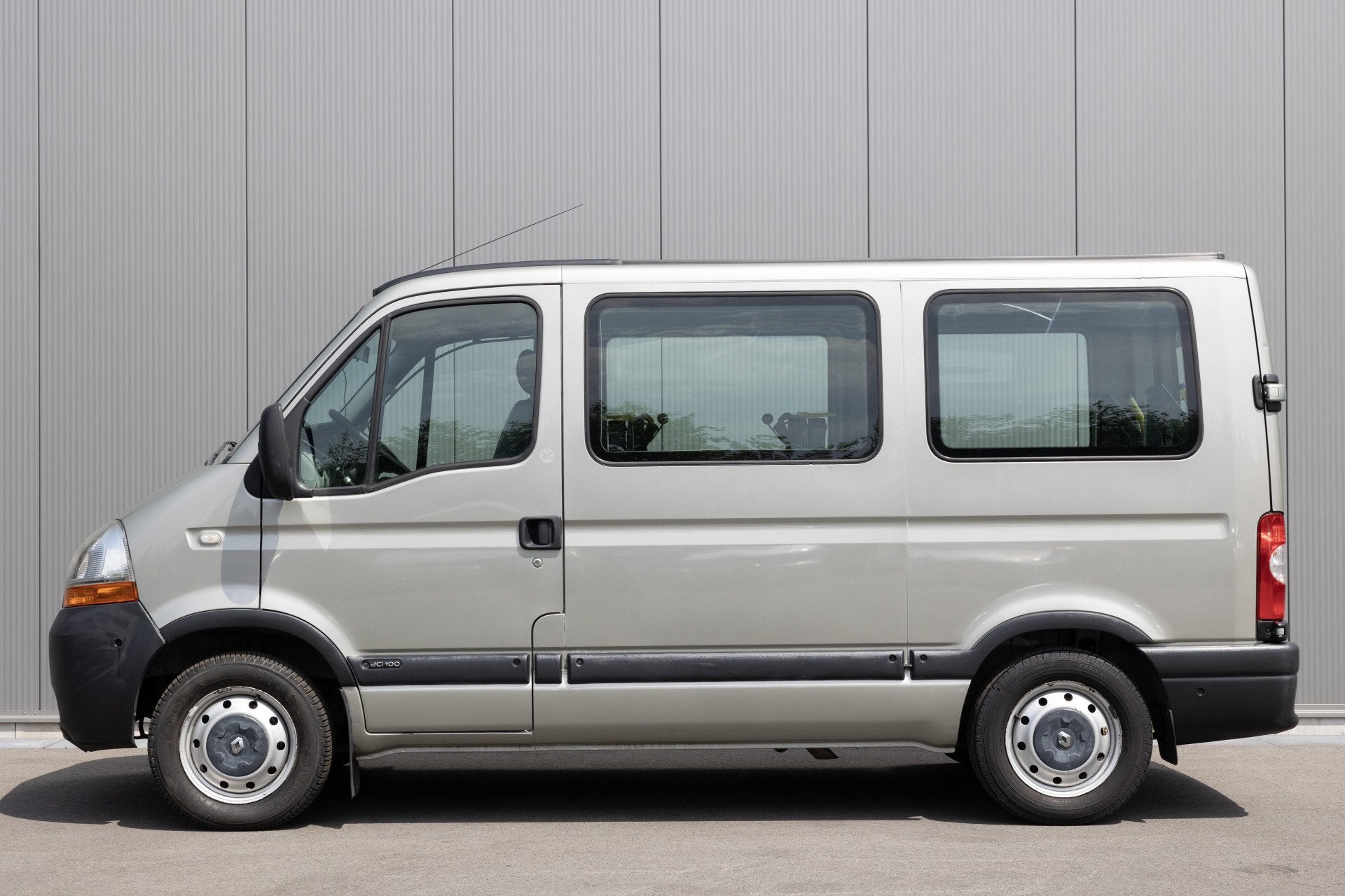 Renault Master | ROLSTOEL | 2X LIFT | CAMERA | AIRCO, Auto's, Voorwielaandrijving, 101 pk, Gebruikt, Renault