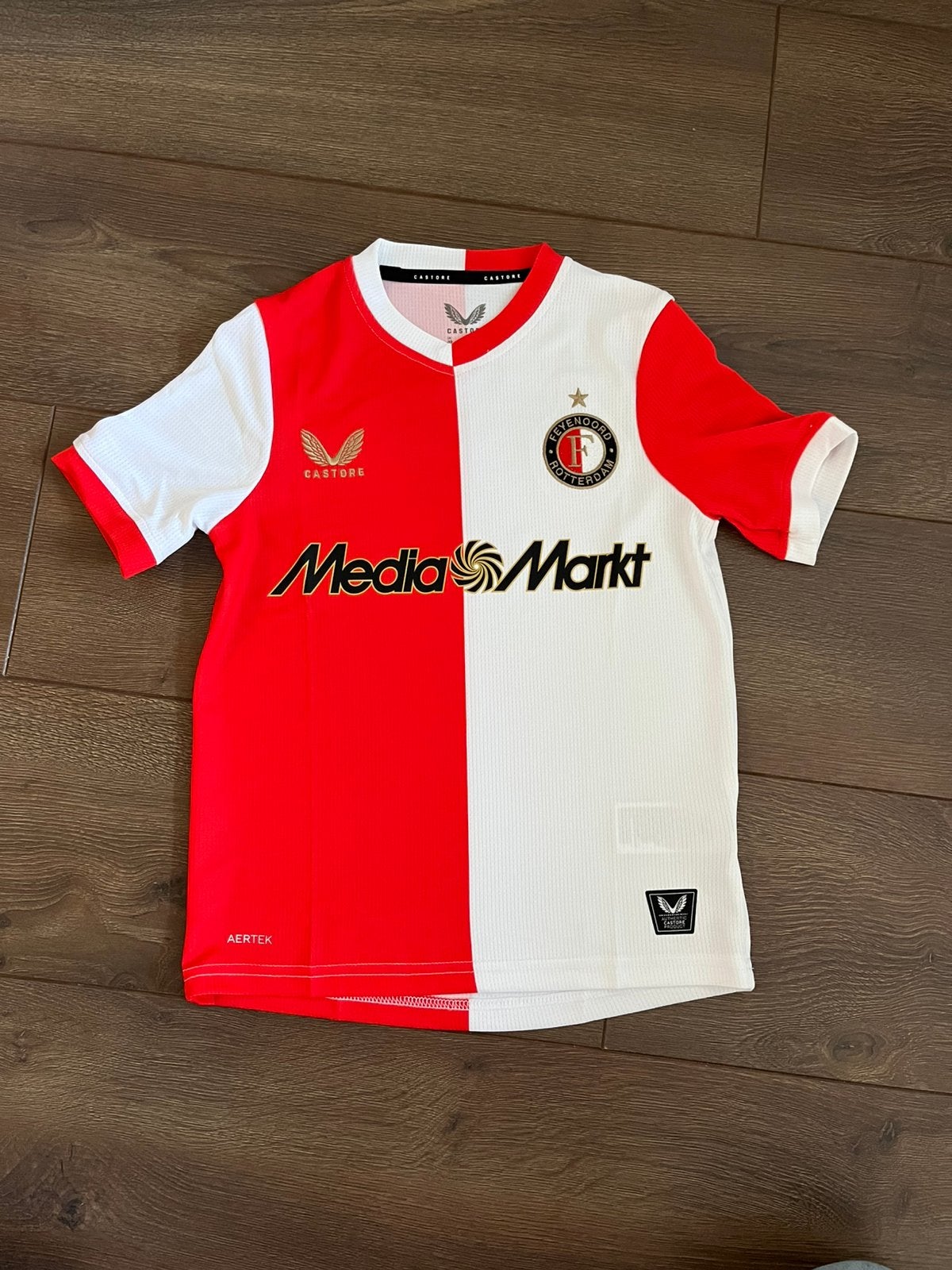 Feyenoord shirt maat 128., Sport en Fitness, Maat XS of kleiner, Ophalen of Verzenden, Zo goed als nieuw, Shirt