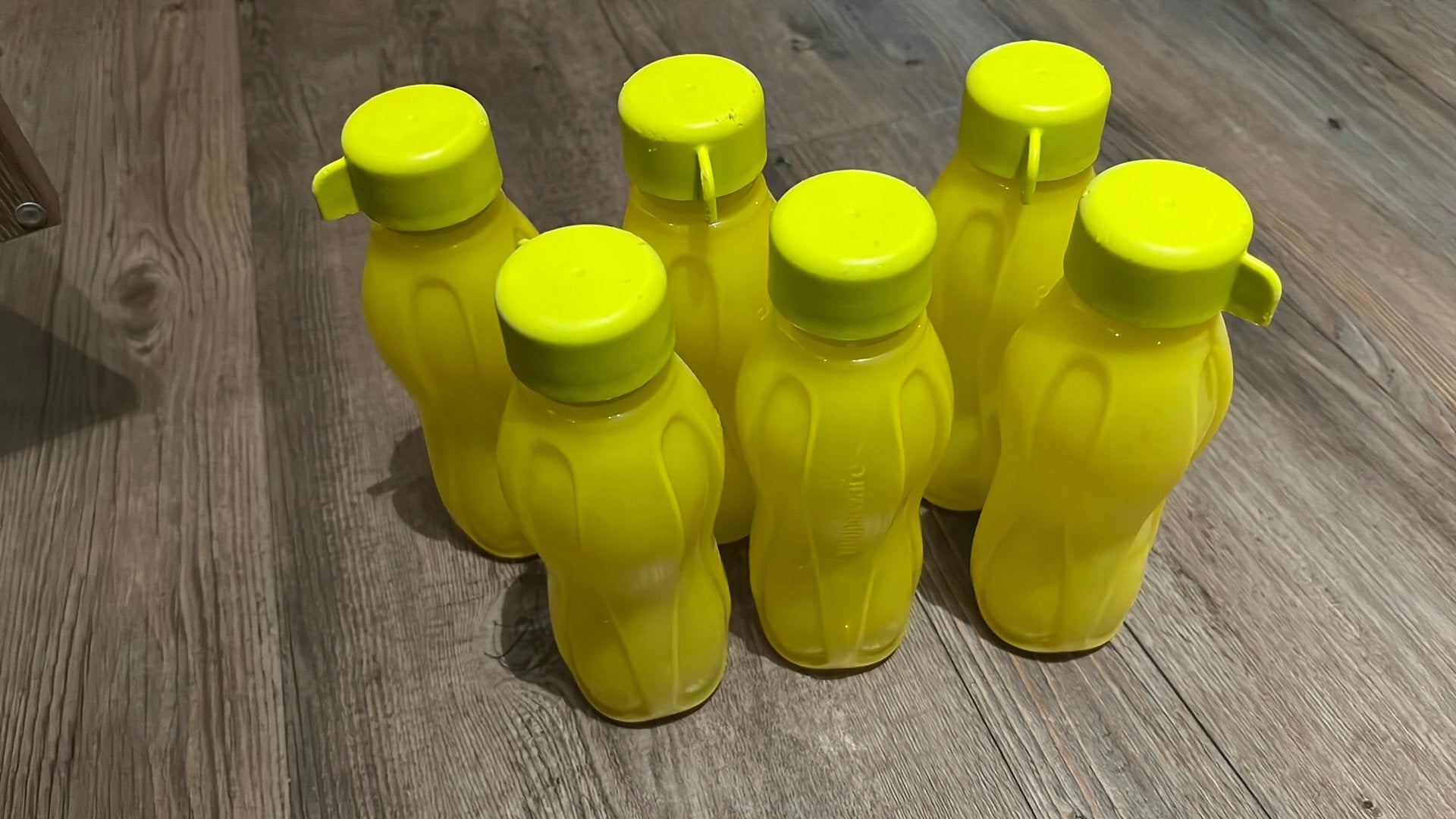 Tupperware flesjes 310 ml, Huis en Inrichting, Keuken | Tupperware, Ophalen of Verzenden, Groen, Beker of Kan