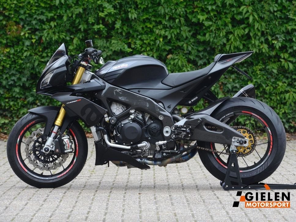 APRILIA TUONO V4 1100 Full Carbon, 1077 cc, 4 cilinders, Motorrijbewijs A, Bedrijf