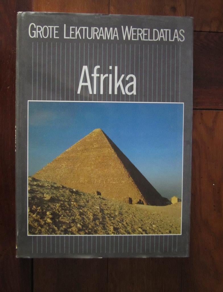 AFRIKA , grote Lekturama wereldatlas, Boeken, Overige atlassen, Ophalen of Verzenden, Zo goed als nieuw, Lekturama