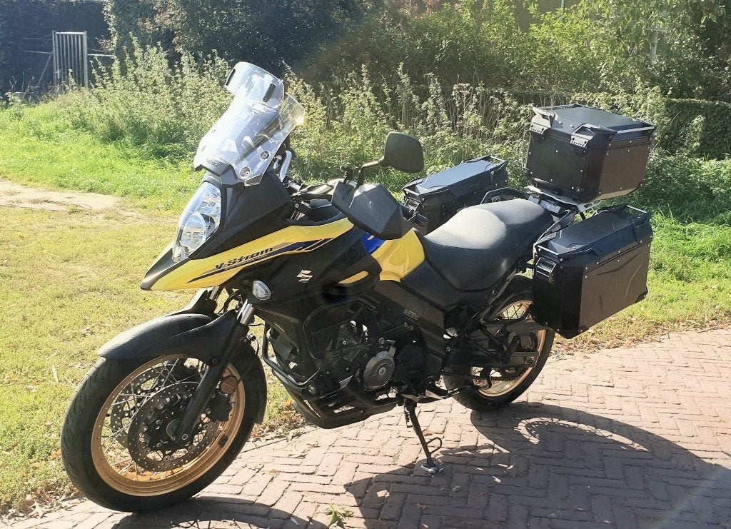 Suzuki V-Strom DL650 XT ABS 2022 | Full options | Zumo XT2, ABS, 2 cilinders, Occasion, Motorrijbewijs A