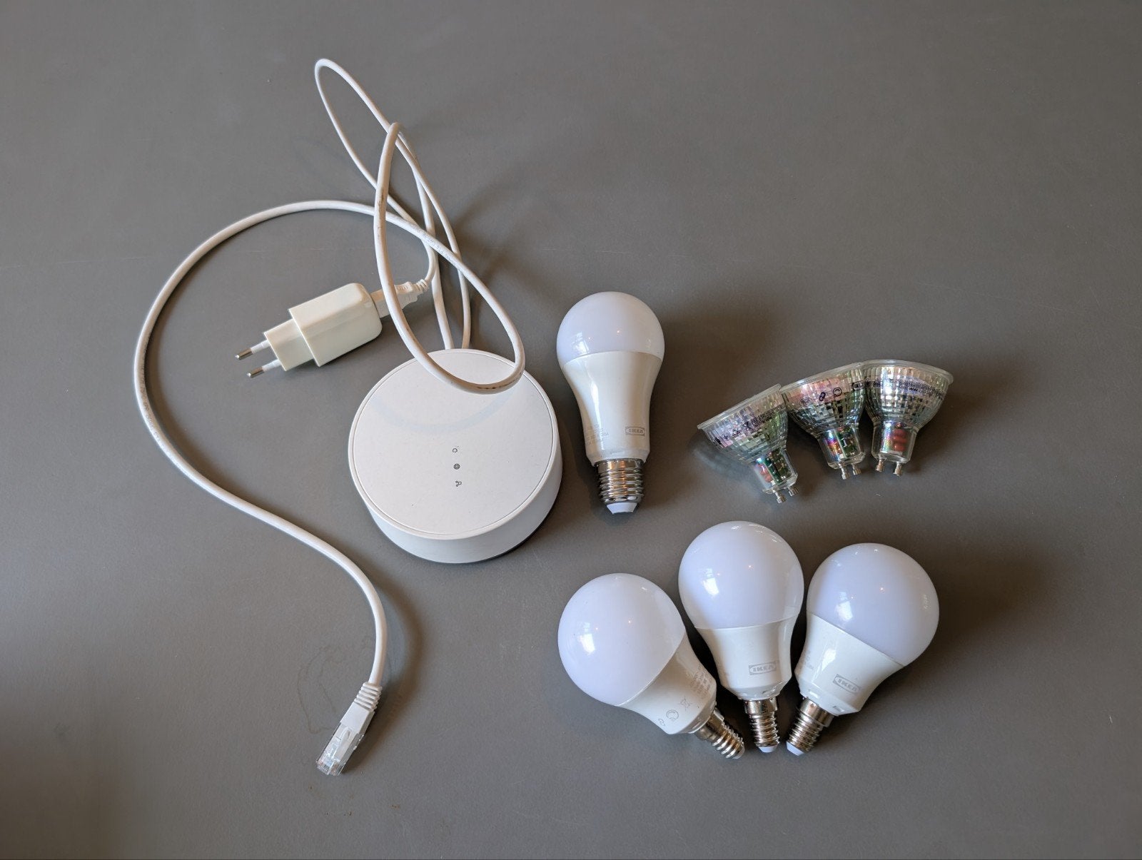 IKEA TRÅDFRI Smart Verlichtingsset - Gateway & Lampen, Huis en Inrichting, Led-lamp, 60 watt of meer, Zo goed als nieuw, E27 (groot)