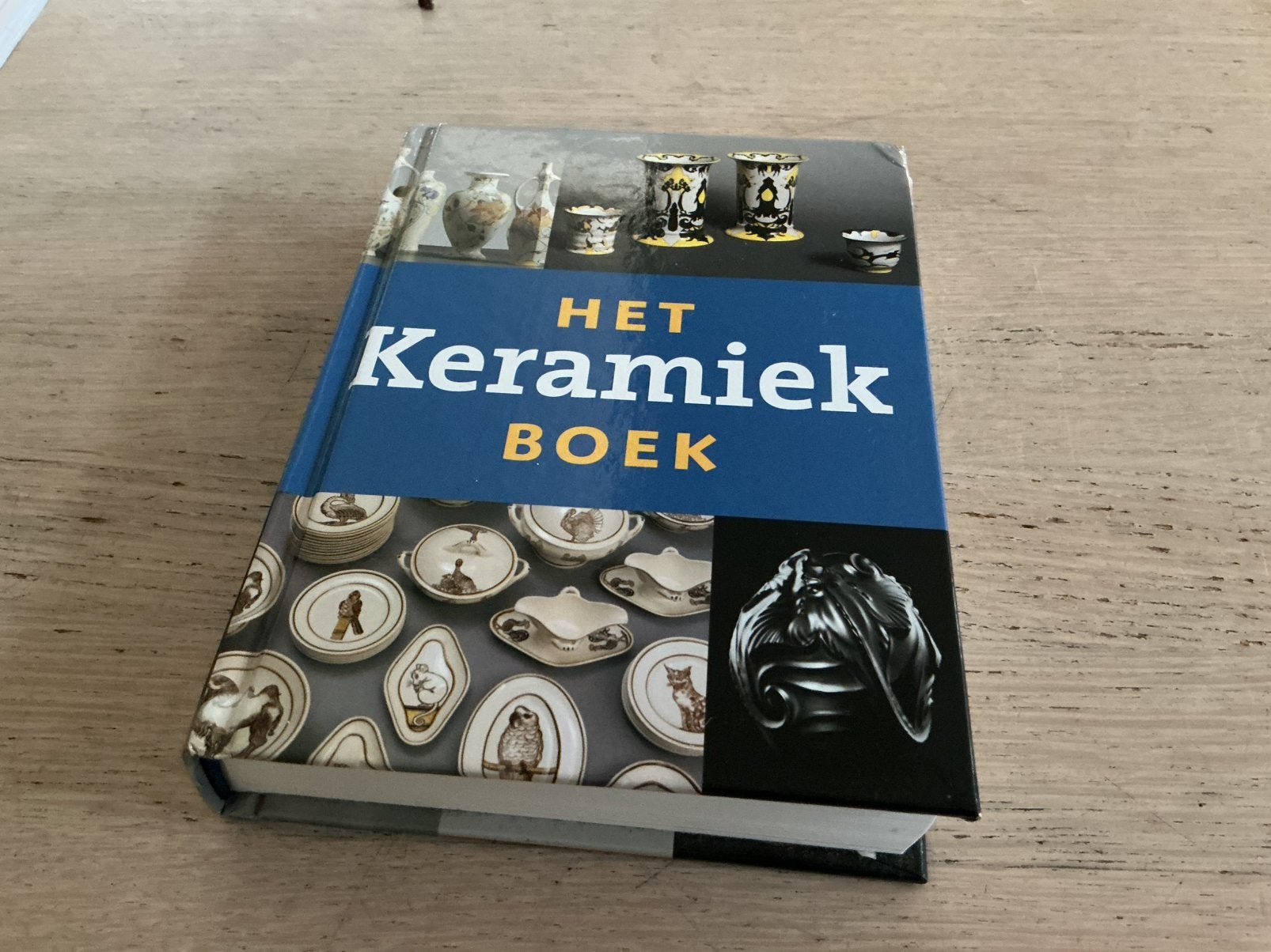 Titus M. Eliëns - Het keramiek boek.Aardewerk.Plateel enz, Ophalen of Verzenden, Zo goed als nieuw, Titus M. Eliëns