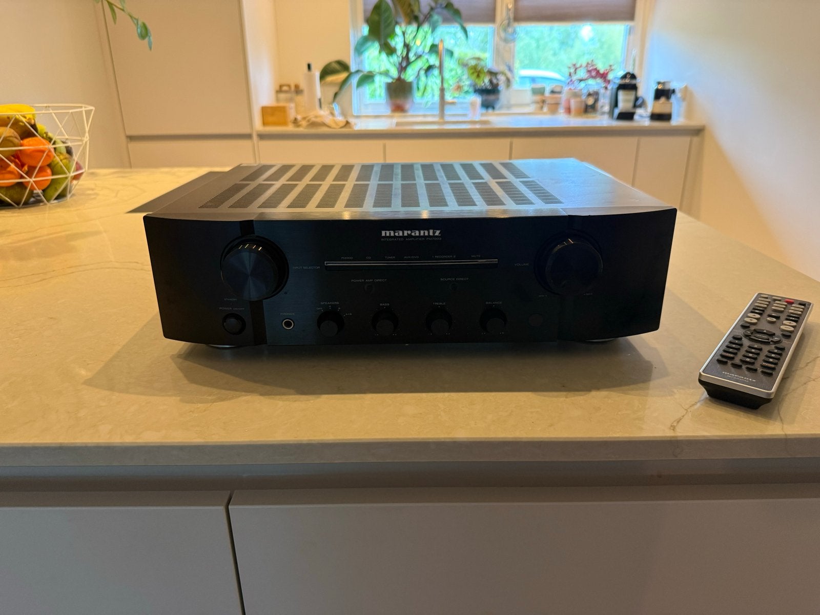 Marantz PM7003 Geïntegreerde Versterker, Zo goed als nieuw, 60 tot 120 watt, Stereo, Ophalen