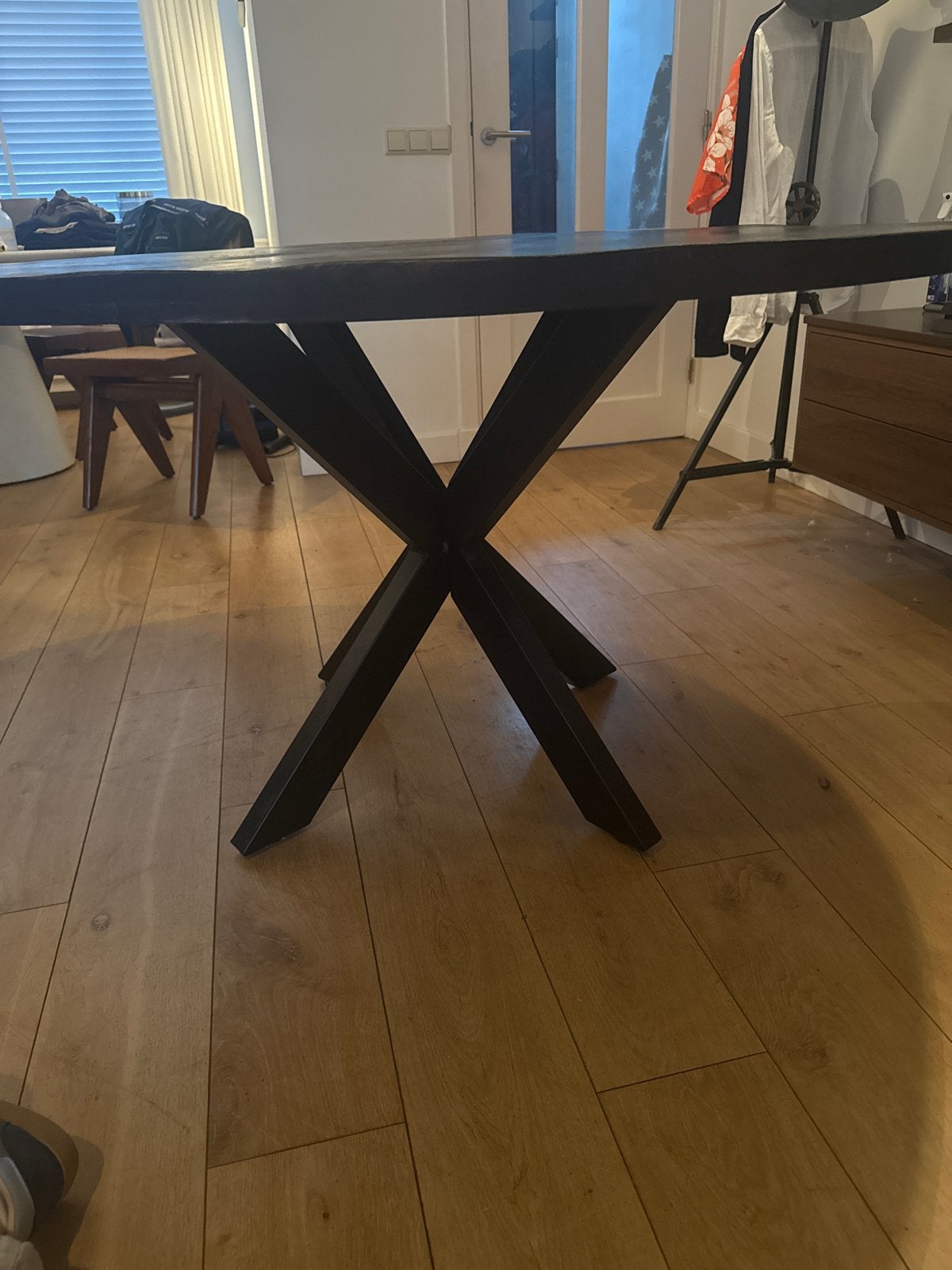 Zwarte ronde eettafel met spinpoot - 130 cm, Ophalen, Gebruikt, 100 tot 150 cm, Rond