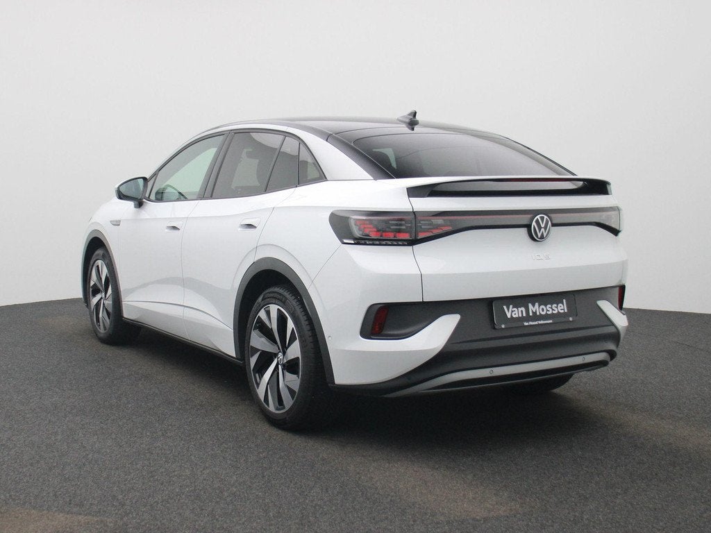 Volkswagen ID.5 Pro 77 kWh 204 PK| Dealeronderhouden | Navig, Auto's, Volkswagen, 12 maanden, Achterwielaandrijving, Zwart, Wit