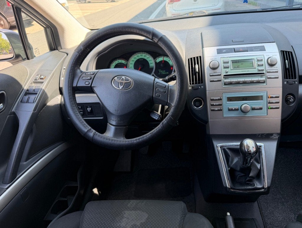 Toyota VERSO 1.8 VVT-i Sol CLIMA TREKHAAK NICE CAR APK 4-202, 1330 kg, Gebruikt, 4 cilinders, 129 pk