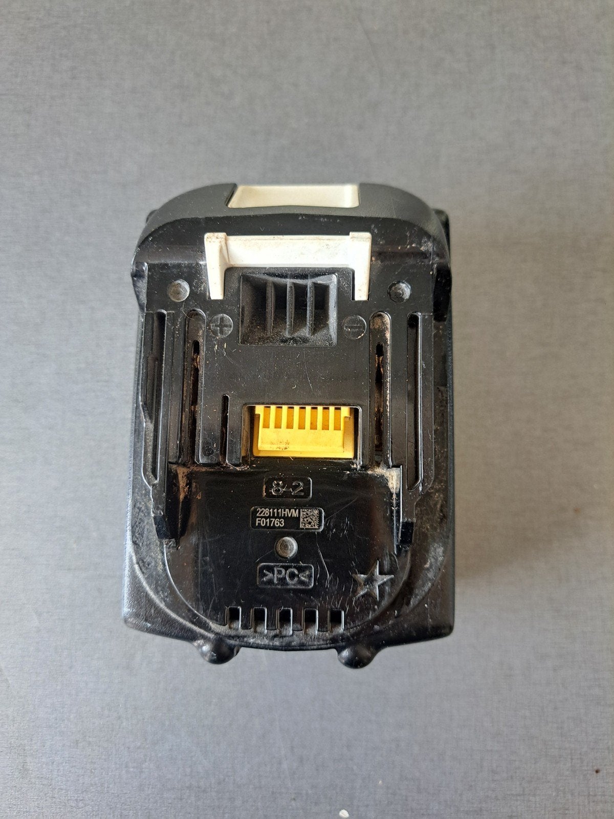 Makita BL1850B 18V 5.0Ah Li-ion Accu, Ophalen, Gebruikt