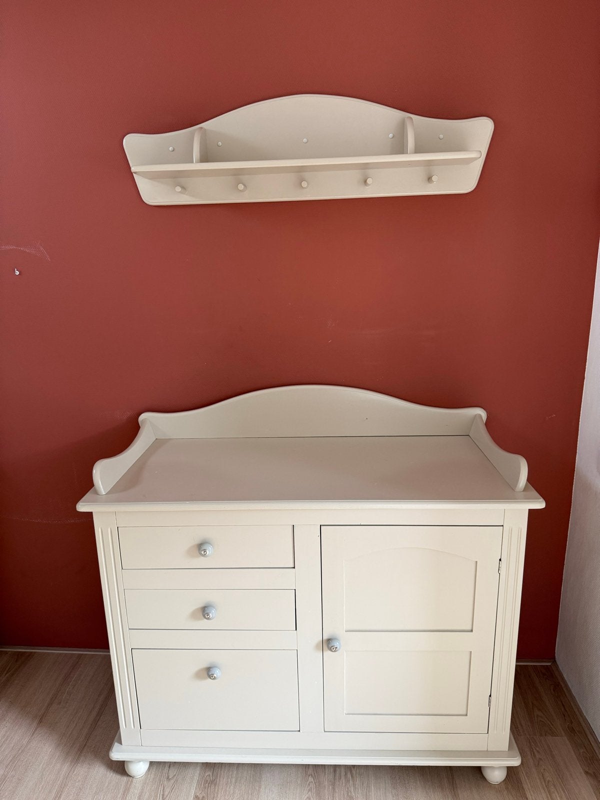 Commode met 3 lades, inclusief wandplank, Ophalen, Gebruikt