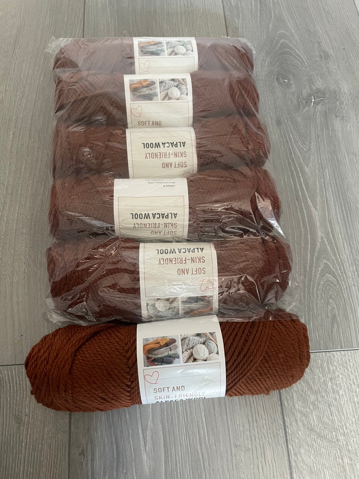 Alpaca wool, Ophalen of Verzenden, Zo goed als nieuw, Haken, Patroon of Boek
