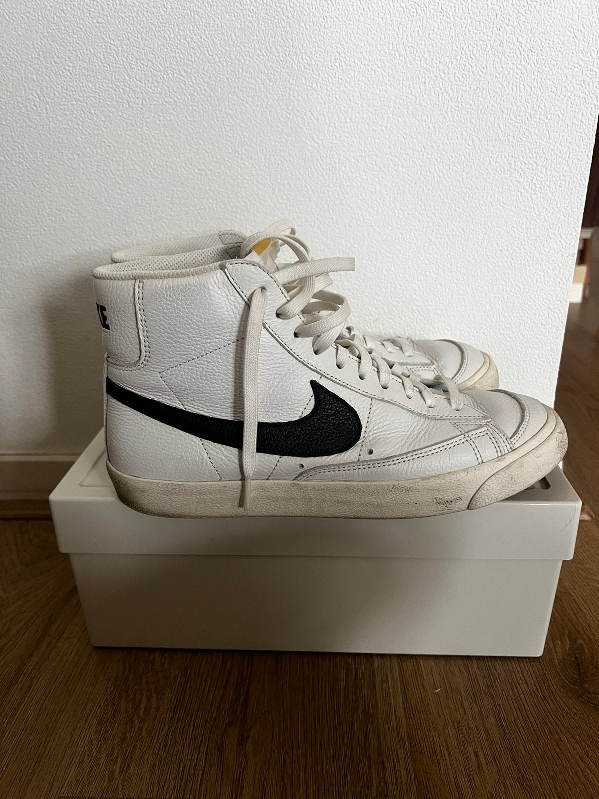 Nike Blazer Mid '77 Vintage Maat 40.5, Wit, Ophalen of Verzenden, Sneakers of Gympen, Gedragen