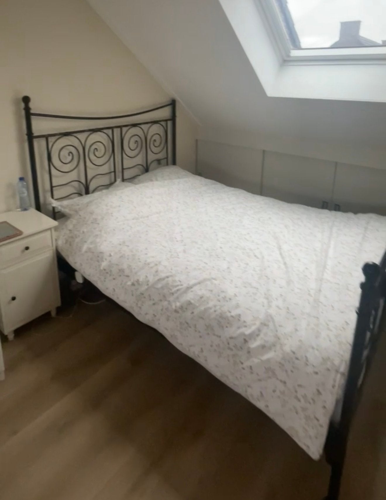Metalen twijfelaar ikea 140x200, Huis en Inrichting, Wit, Zo goed als nieuw, Twijfelaar, Metaal