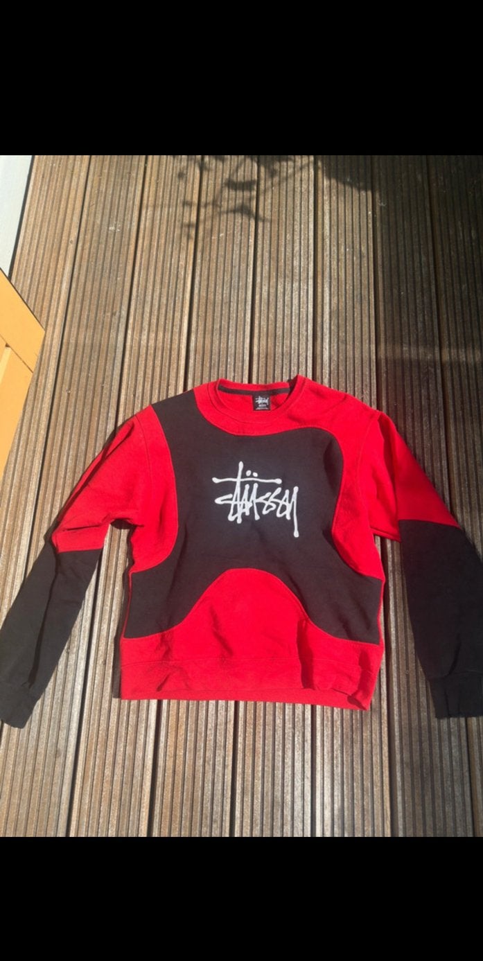 Stüssy red & black panel sweatshirt – maat M, Ophalen of Verzenden, Zo goed als nieuw