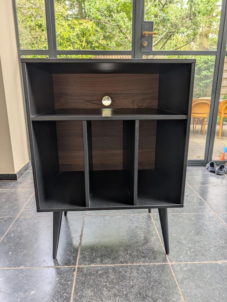 Houten platenkast, Ophalen, Gebruikt