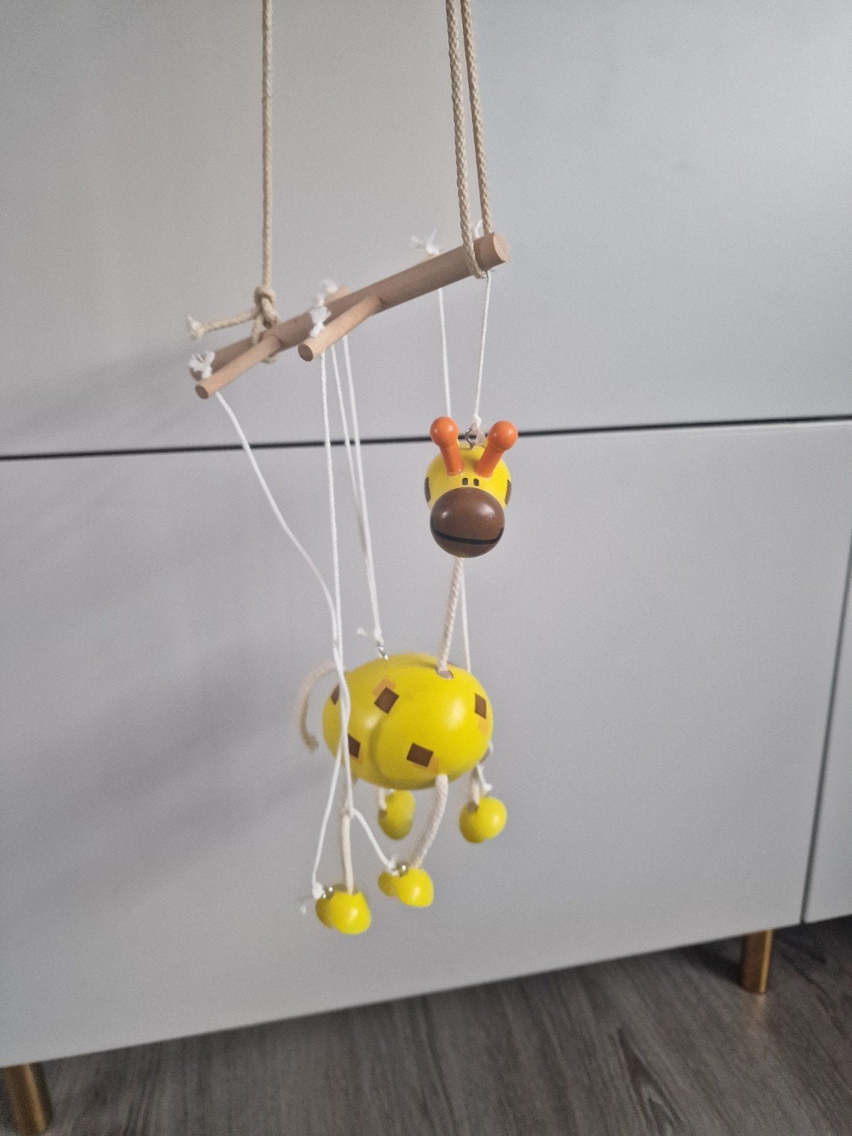 Houten marionet giraffe, Ophalen of Verzenden, Zo goed als nieuw, Duw- of Trekspeelgoed