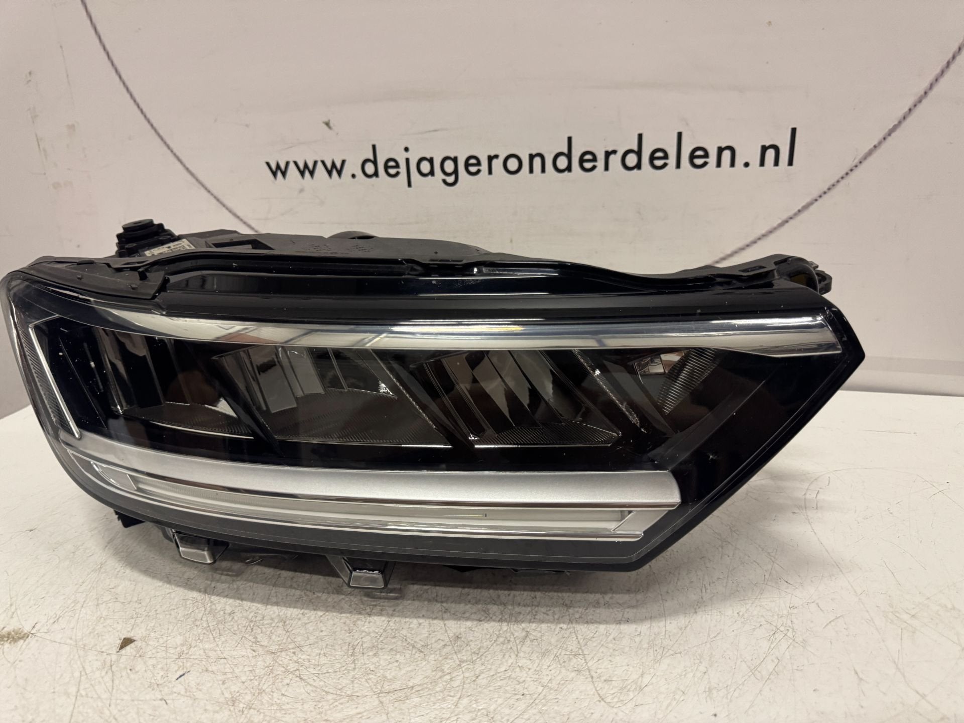 VW T ROC T-ROC FACELIFT VOL LED KOPLAMP RECHTS 2GA941006F, Gebruikt, Volkswagen, Volkswagen AG, Berliner Ring 2
38440  Wolfsburg, DE