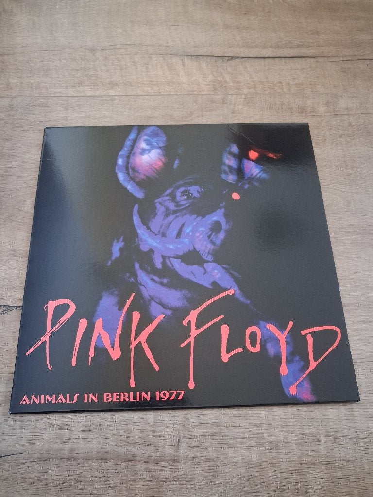 PINK FLOYD - Animals in Berlin 1977.  (Red Vinyl), Cd's en Dvd's, LP, Progressive Rock, Ophalen of Verzenden, Zo goed als nieuw