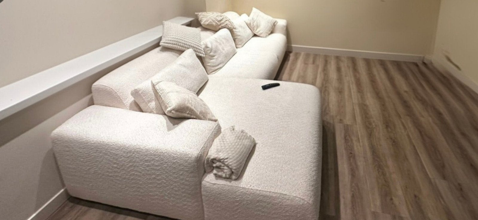 Mooie Home Eierkamp Hoekbank Wit/Crème Teddy/Bouclé Stof, Huis en Inrichting, Banken | Bankstellen, Ophalen, Eierkamp, Eierkamp