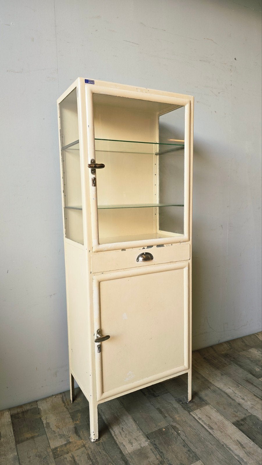 Mooie Brocante Oude Dokterskast Wit Industrieel, Ophalen of Verzenden, Zo goed als nieuw