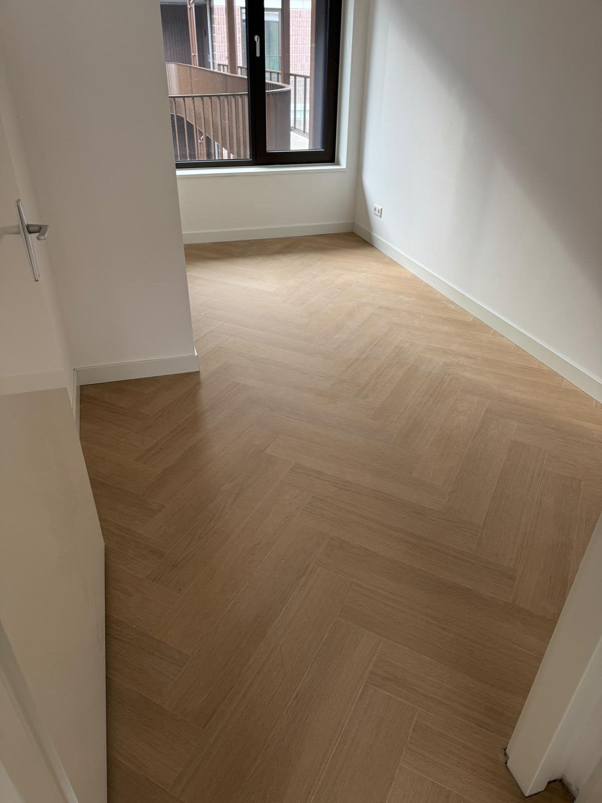 Oktober SALE Gelasta walvisgraat click incl. Leggen €34,95!, Laminaat of Parket