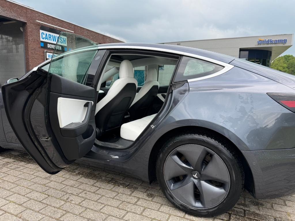 Tesla model 3 long range, Full Self-Driving Capabil. SOH 80%, Auto's, Euro 6, Leder, Particulier, Sedan