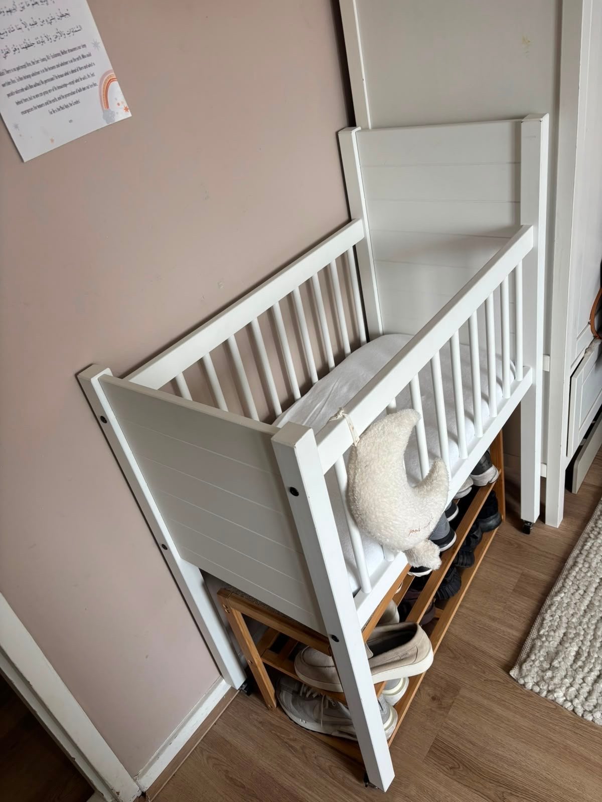 Baby wiegje met wieltjes en matras, Kinderen en Baby's, Babywiegjes en Ledikanten, Ophalen, Gebruikt, Wieg