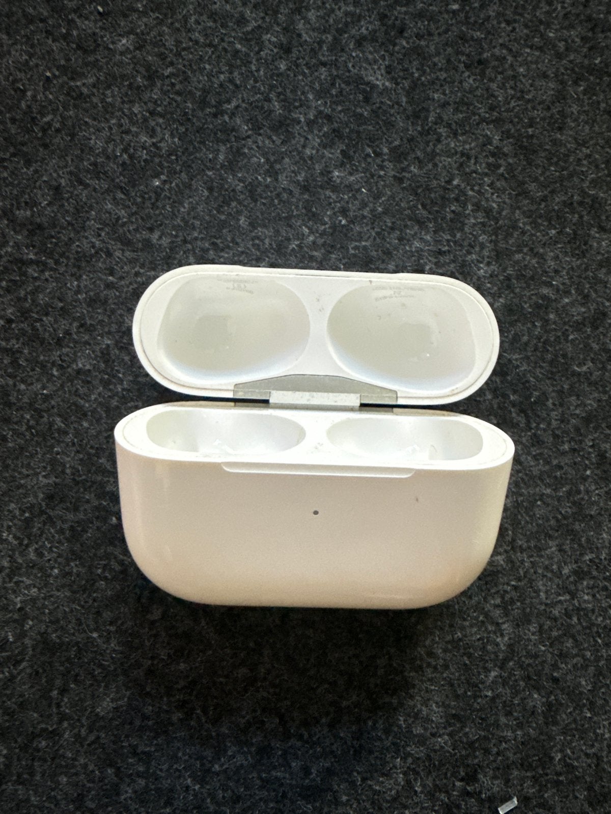 AirPods Pro Oplaadcase (zonder oortjes), Ophalen of Verzenden, Gebruikt, Overige typen, Apple