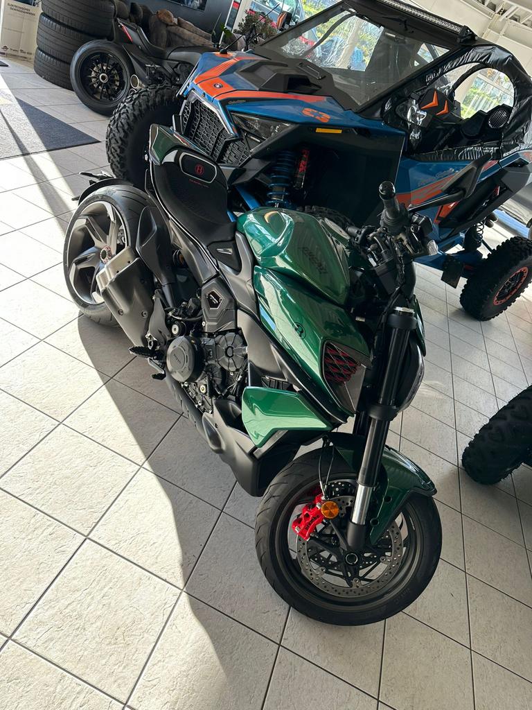 Ducati Diavel V4 - Bentley - 116/500 btw motor, Motoren, Motoren | Ducati, Motorrijbewijs A, Particulier, Meer dan 35 kW, ABS