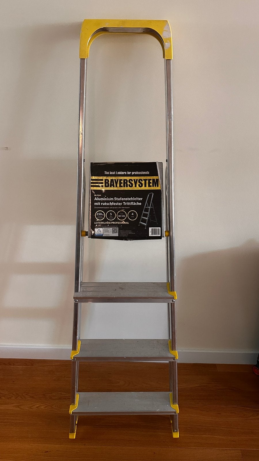 BayerSystem Aluminium Ladder - 4 treden, 150cm, Ophalen, Zo goed als nieuw, Ladder, Minder dan 2 meter