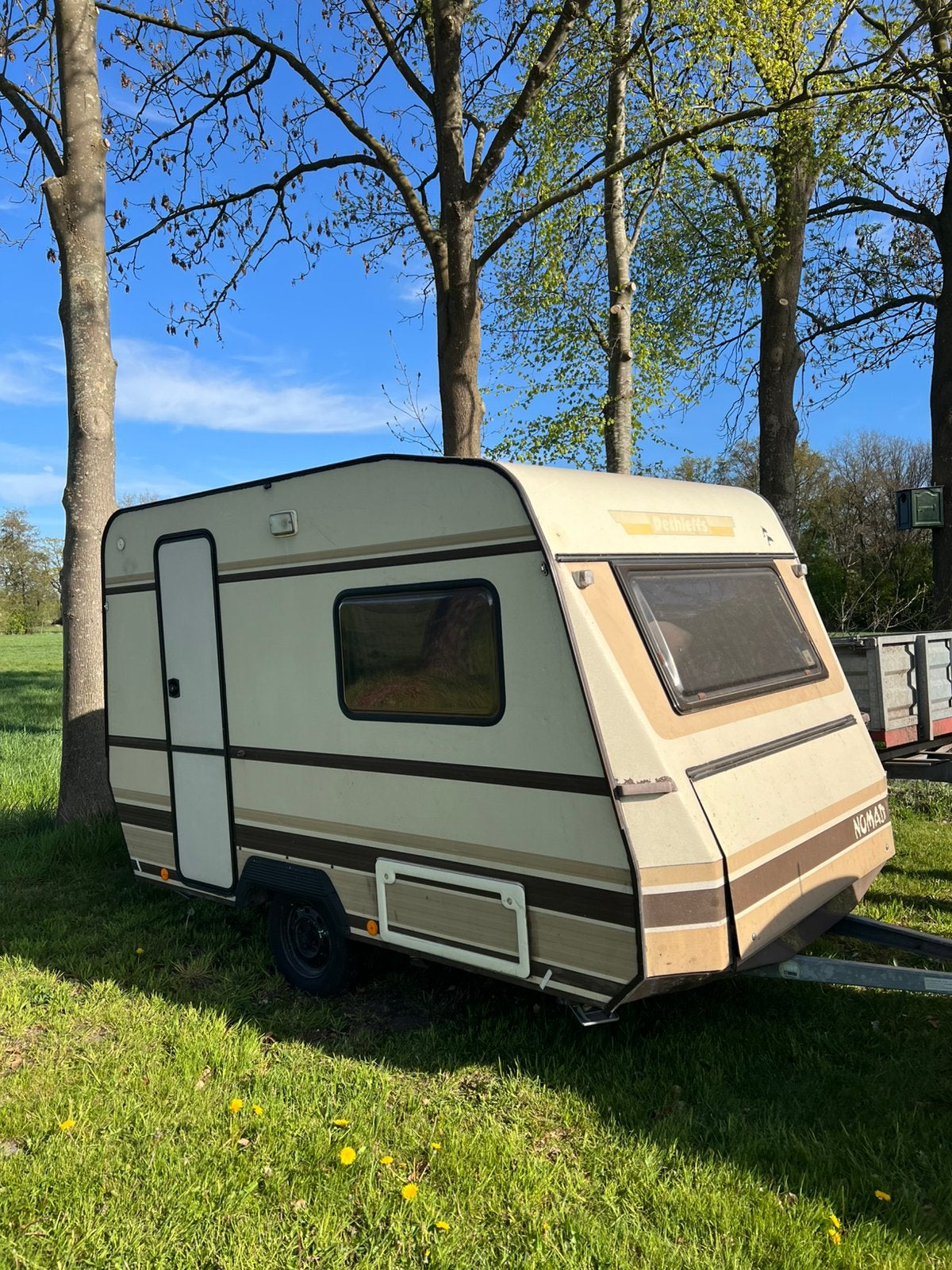 Dethleffs caravan met voortent en luifel, Vast bed, Tot en met 2, 750 - 1000 kg, Dethleffs