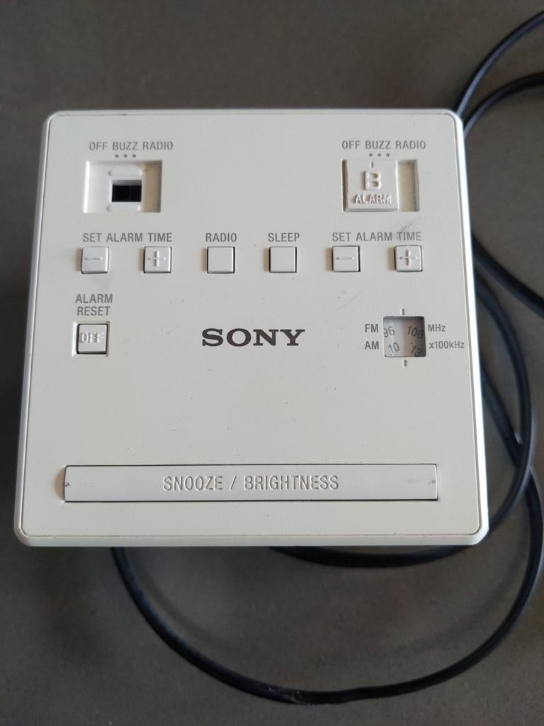 Sony ICF-C1T Witte Digitale Wekkerradio met Dubbel Alarm, Ophalen of Verzenden, Zo goed als nieuw