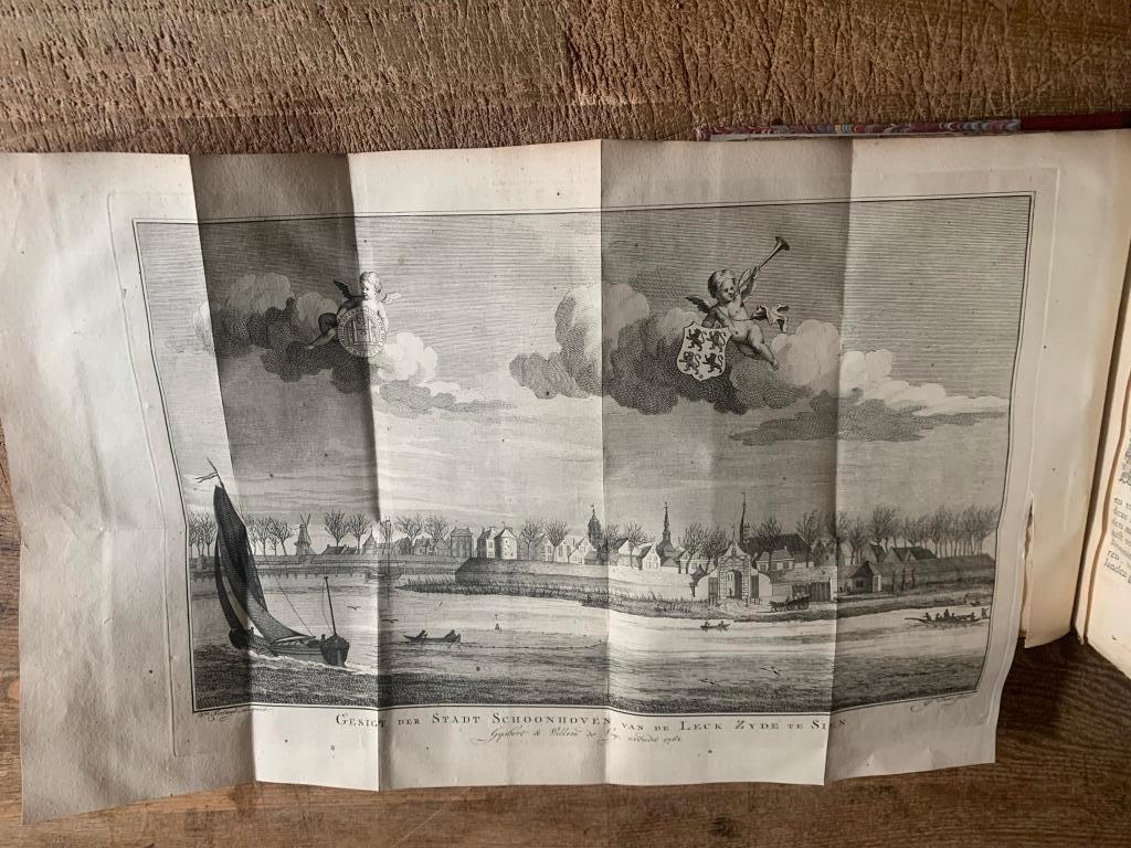 Beschrijving der stadt Schoonhoven 1762 met 4 gravures, Ophalen of Verzenden