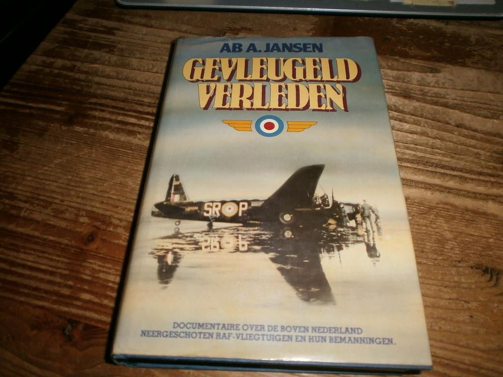 gevleugeld verleden ab jansen neergeschoten RAF vliegtuigen, Boeken, Ophalen of Verzenden, Tweede Wereldoorlog, Zo goed als nieuw